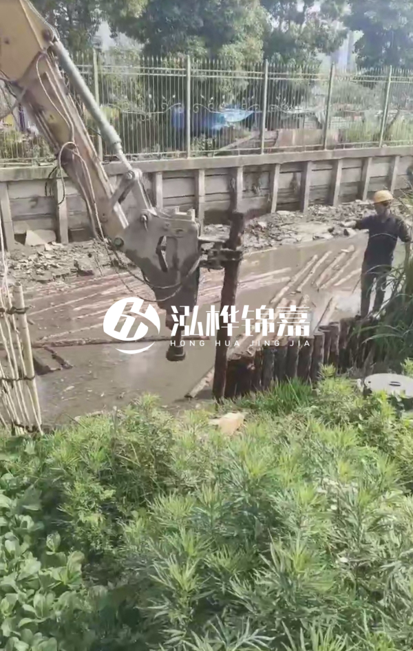 湖州打松木樁施工團隊-河道護坡樁一般幾米長?